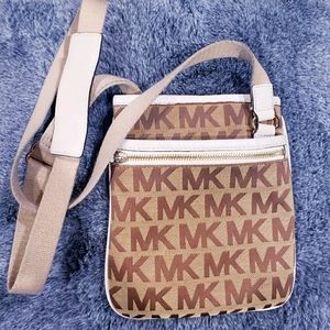 Michael Kors Crossbody